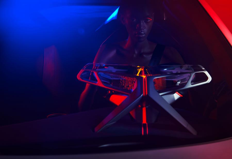 Интерьер BMW Vision M NEXT 2019 года  (фото 44 из 100)